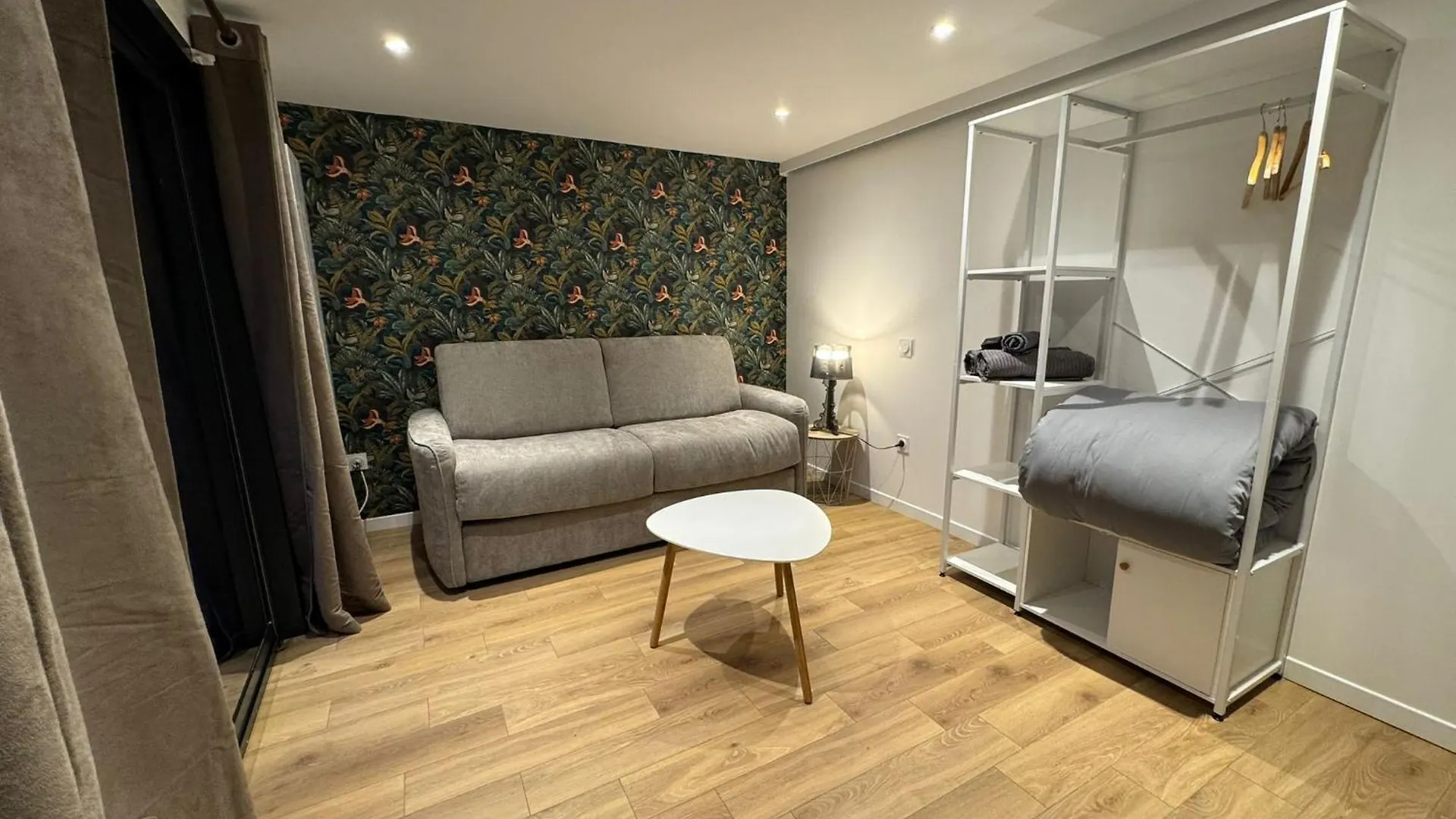 2 Twenty Fort Studio With Pool Lyon Villeurbanne